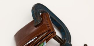 Co się dzieje z pieniędzmi na koncie gdy bank upada? Co się dzieje z pieniędzmi na koncie gdy bank upada?